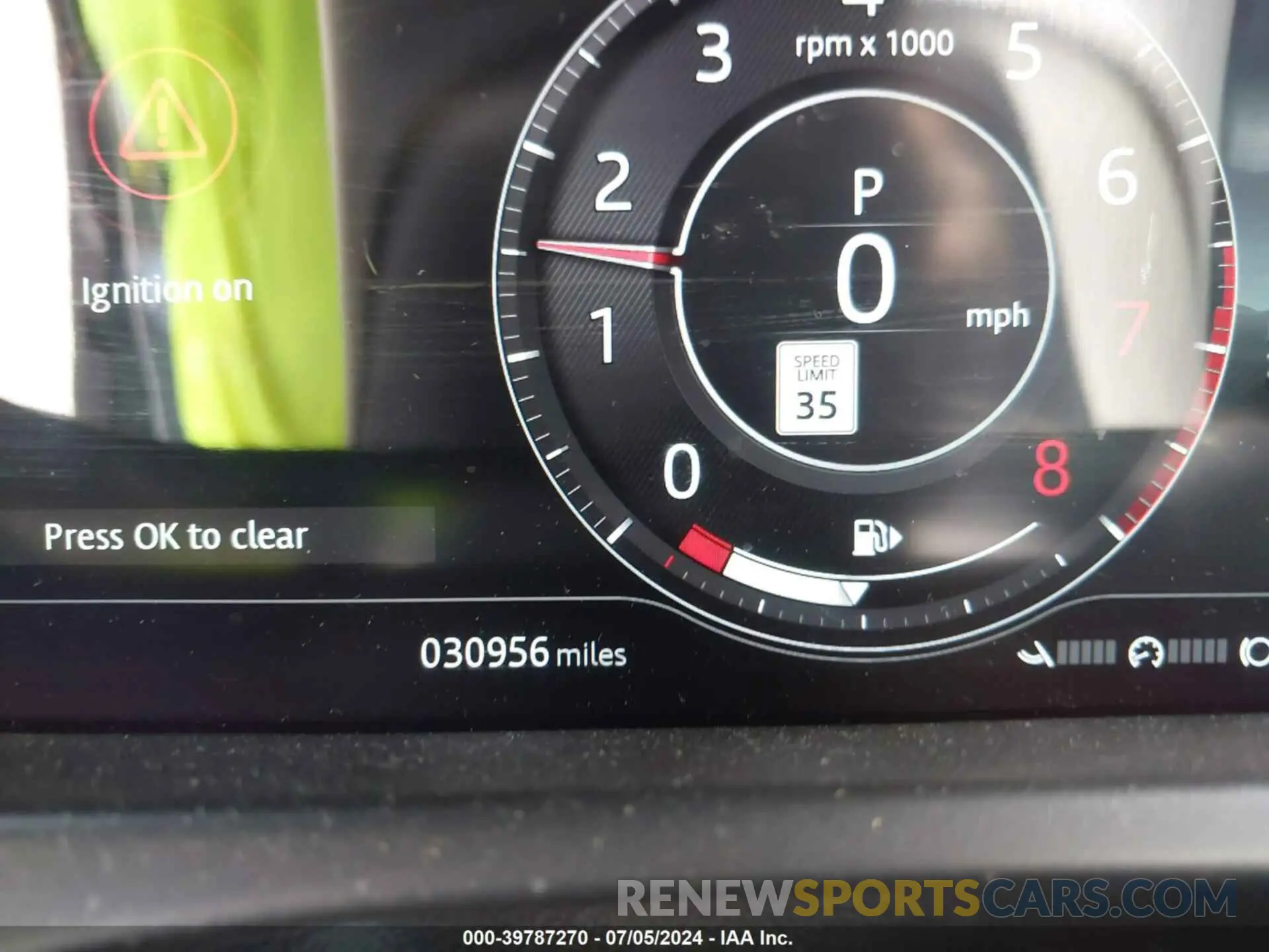 16 Photograph of a damaged car SADCL2GXXKA398371 JAGUAR F-PACE 2019