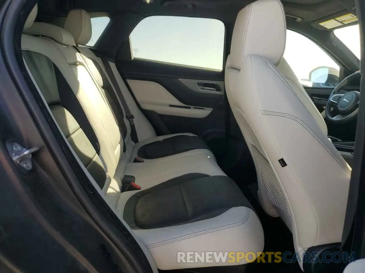 12 Фотография поврежденного автомобиля SADCM2FV1KA391631 JAGUAR F-PACE 2019