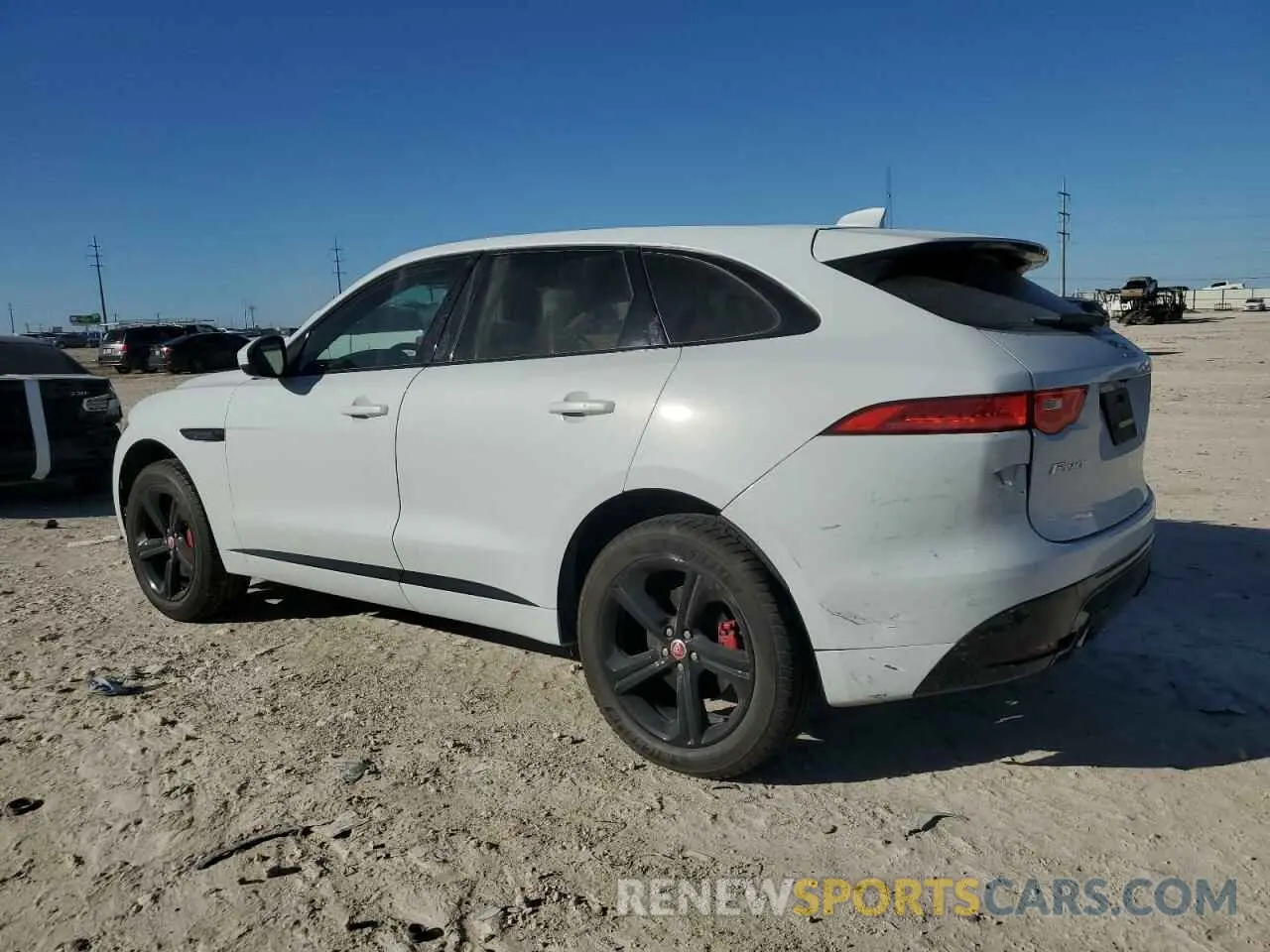2 Фотография поврежденного автомобиля SADCM2FV1KA391631 JAGUAR F-PACE 2019