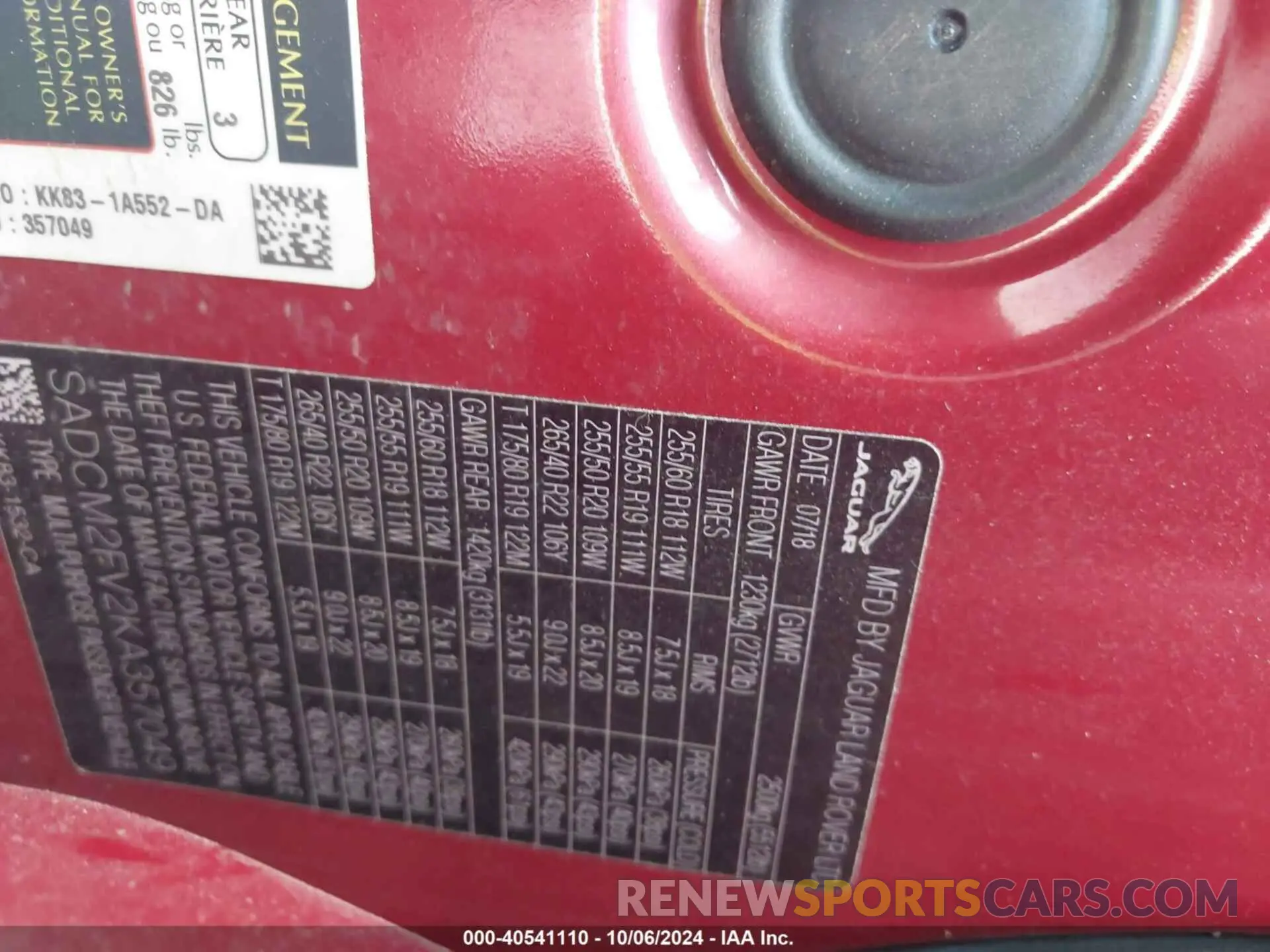 9 Photograph of a damaged car SADCM2FV2KA357049 JAGUAR F-PACE 2019