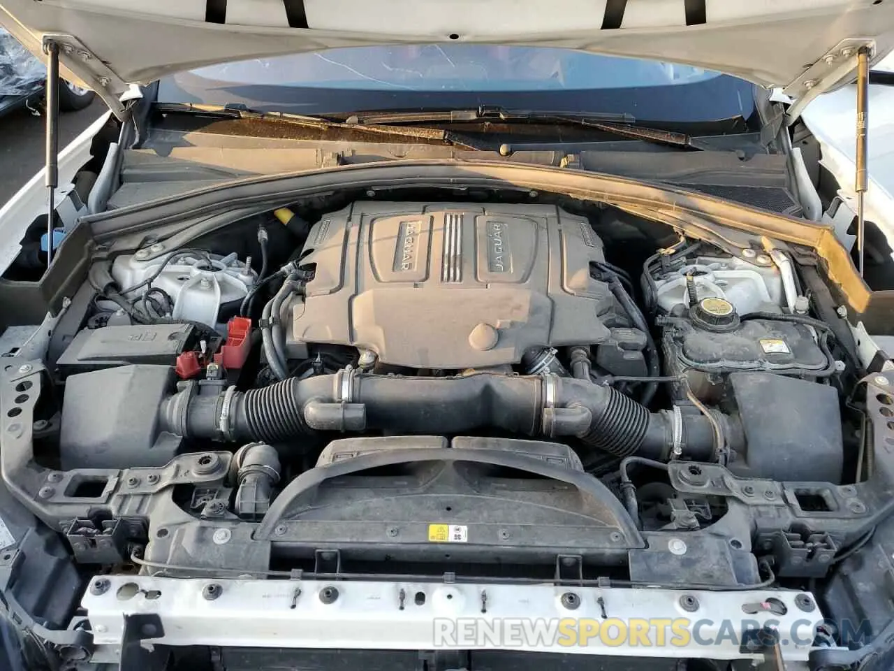 12 Фотография поврежденного автомобиля SADCM2FV2KA357519 JAGUAR F-PACE 2019