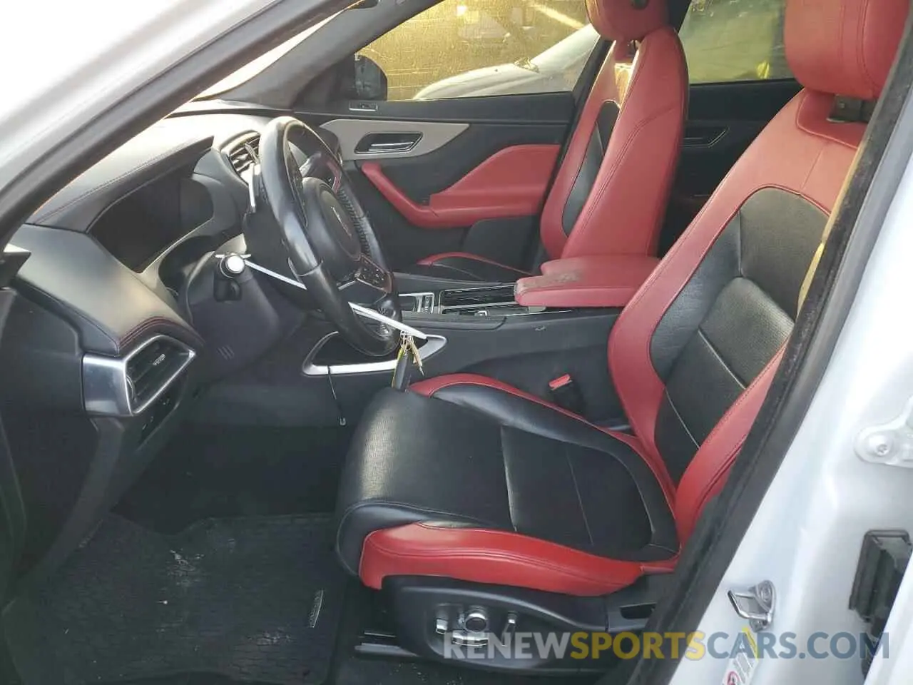 7 Фотография поврежденного автомобиля SADCM2FV2KA357519 JAGUAR F-PACE 2019