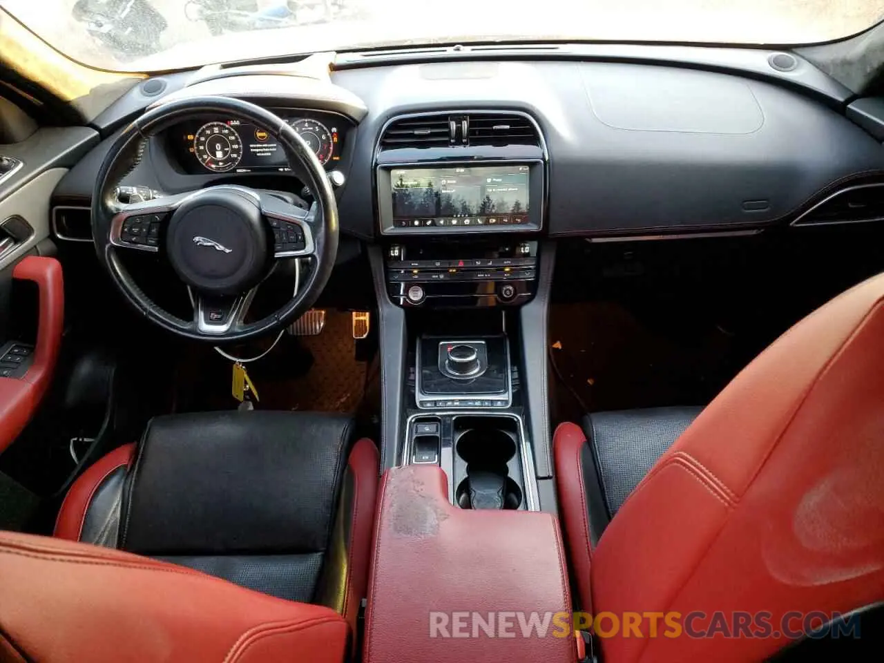 8 Фотография поврежденного автомобиля SADCM2FV2KA357519 JAGUAR F-PACE 2019
