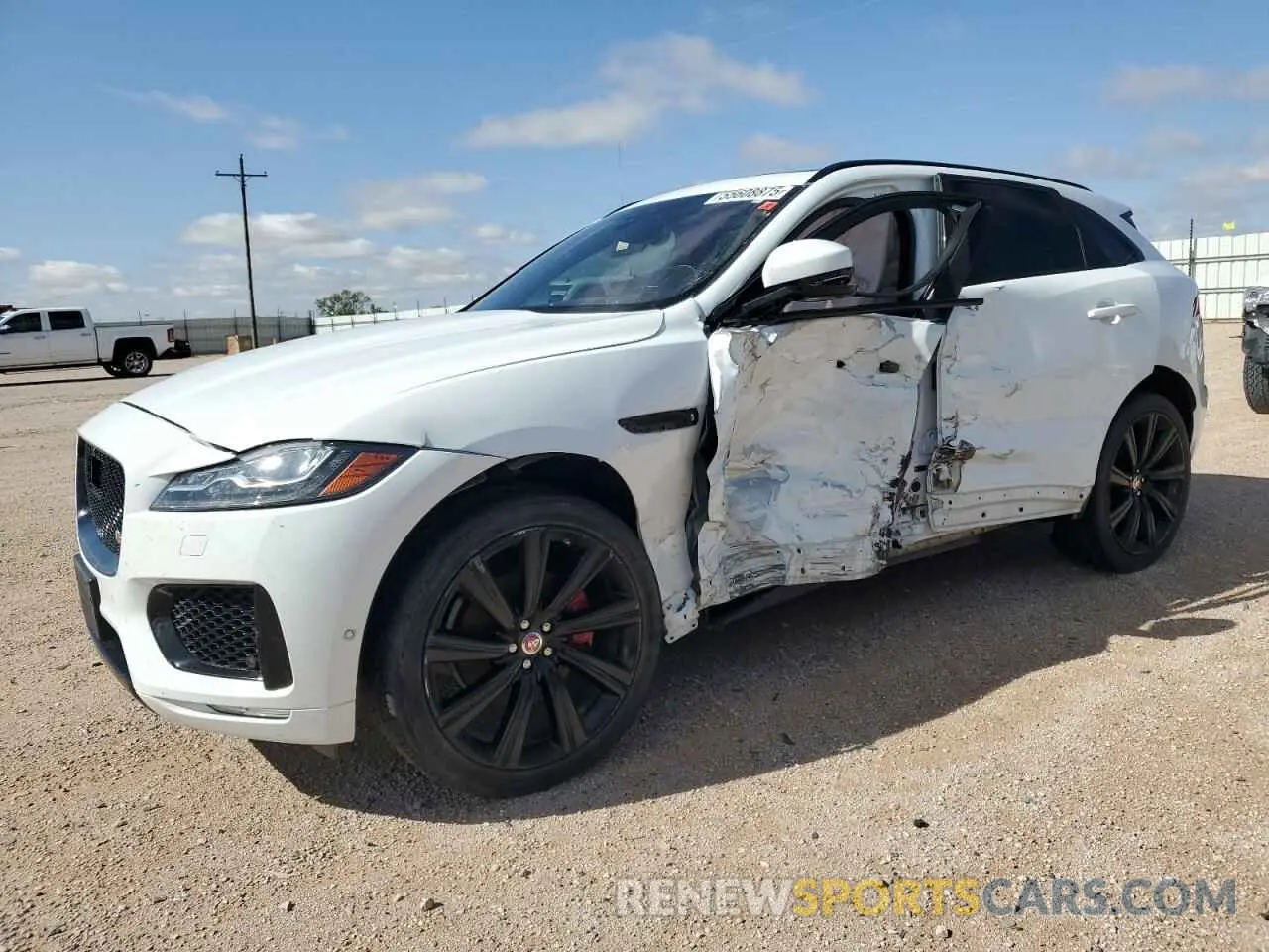 1 Фотография поврежденного автомобиля SADCM2FV2KA358900 JAGUAR F-PACE 2019