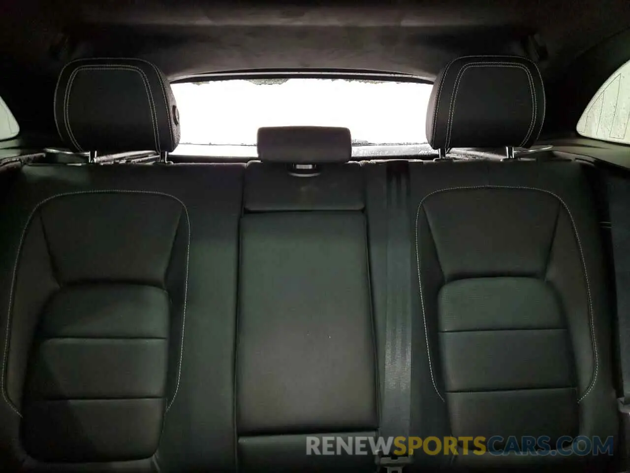 10 Photograph of a damaged car SADCM2FV2KA398295 JAGUAR F-PACE 2019