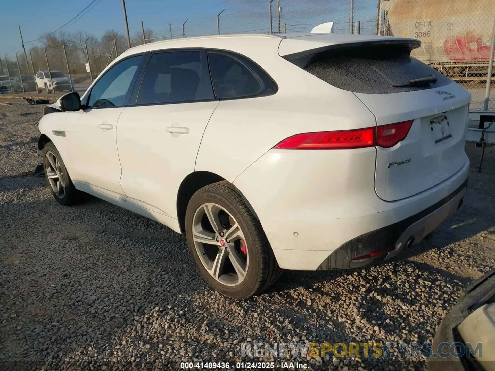 3 Фотография поврежденного автомобиля SADCM2FV2KA398507 JAGUAR F-PACE 2019