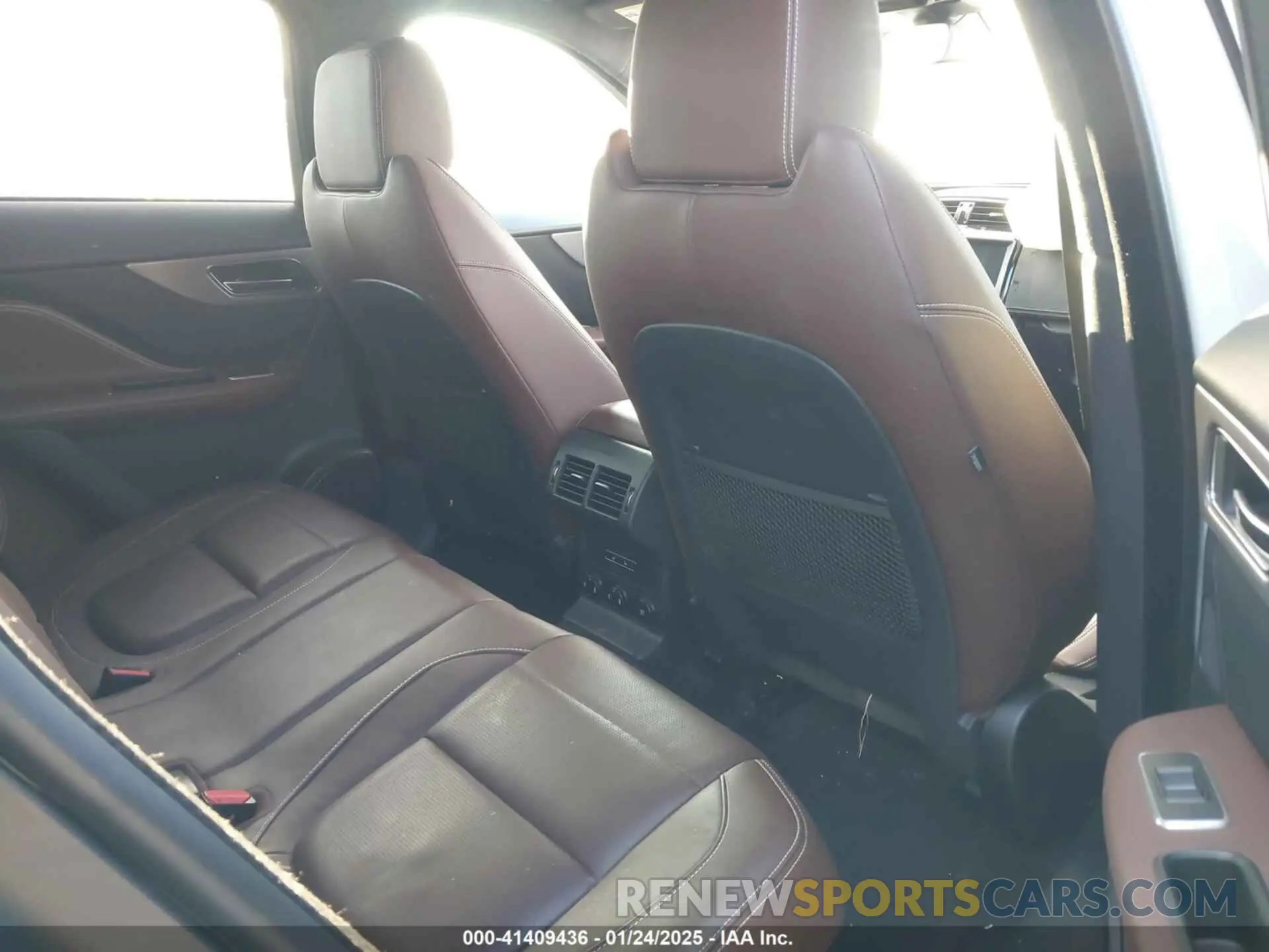 8 Фотография поврежденного автомобиля SADCM2FV2KA398507 JAGUAR F-PACE 2019