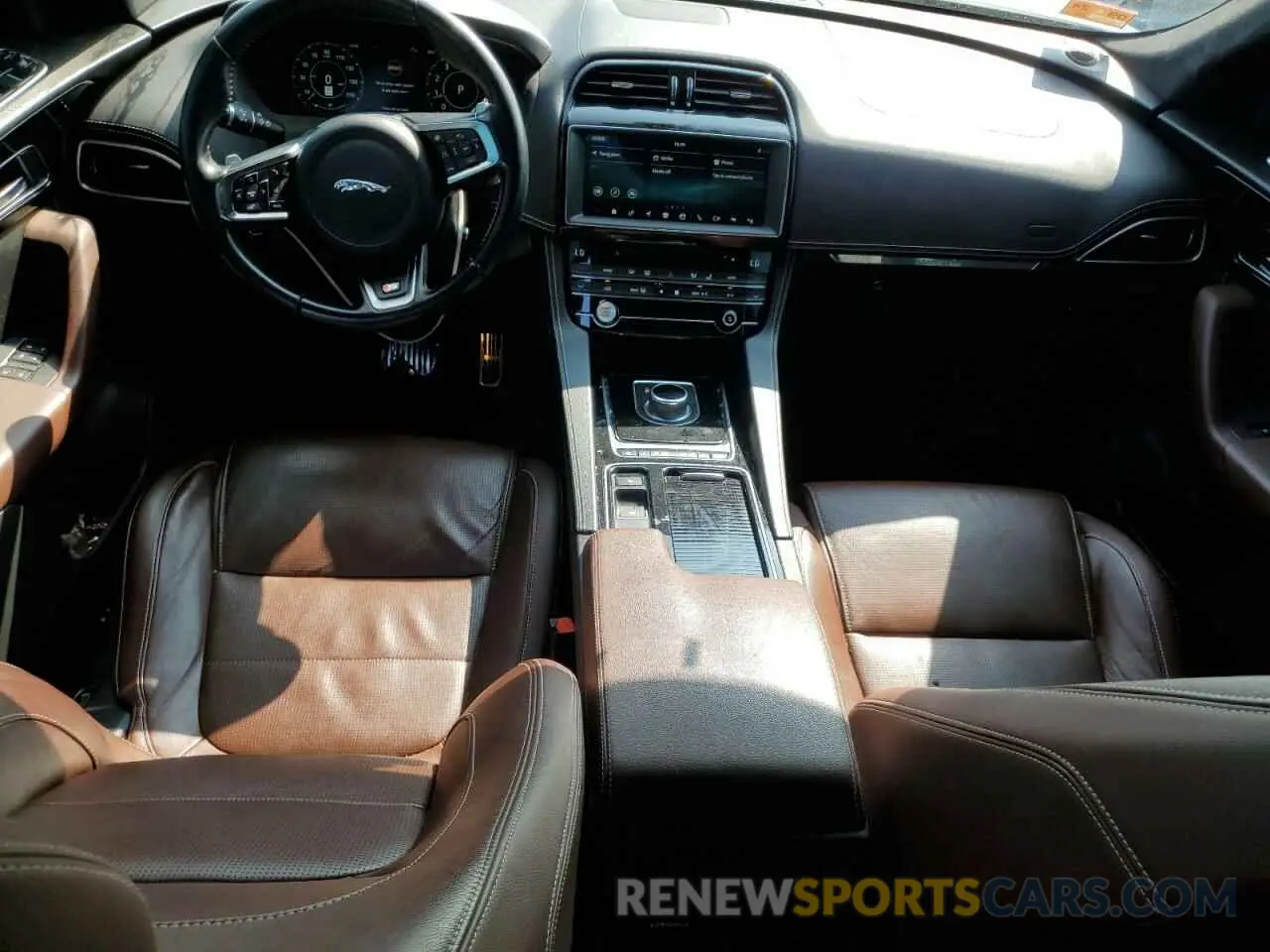 8 Фотография поврежденного автомобиля SADCM2FV8KA609726 JAGUAR F-PACE 2019