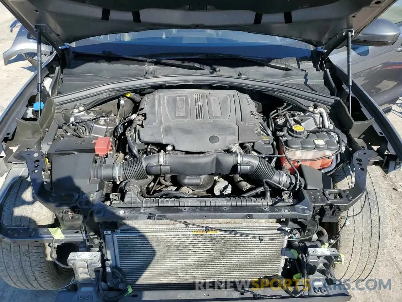 12 Photograph of a damaged car SADCM2FV9KA353502 JAGUAR F-PACE 2019