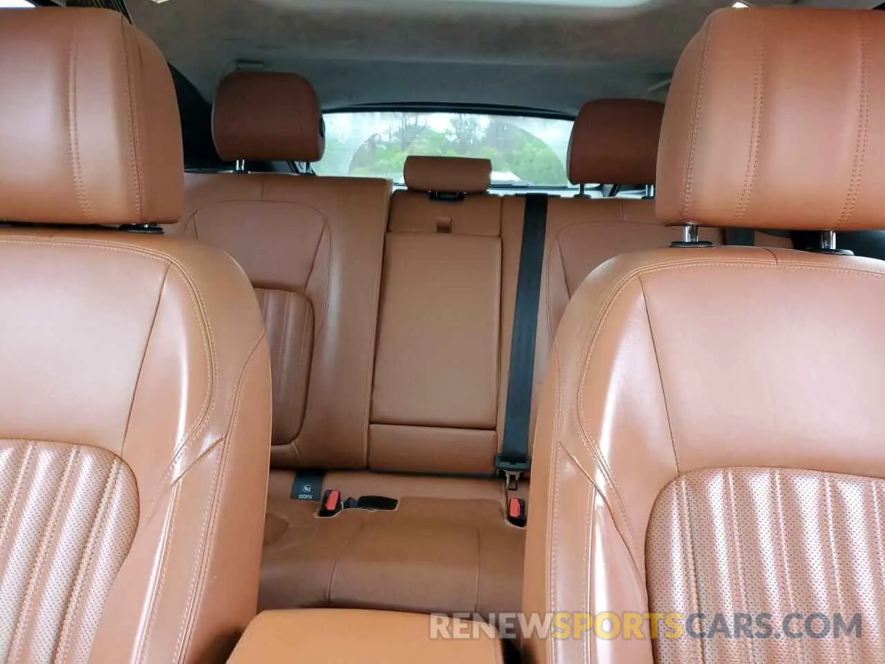 10 Photograph of a damaged car SADCN2GX7KA365936 JAGUAR F-PACE 2019