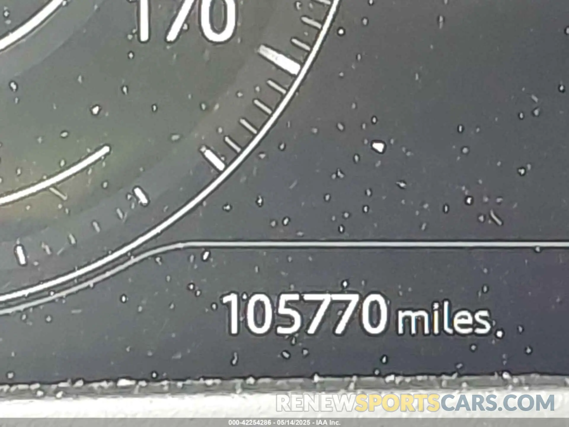 16 Photograph of a damaged car SADCN2GX8KA399769 JAGUAR F-PACE 2019