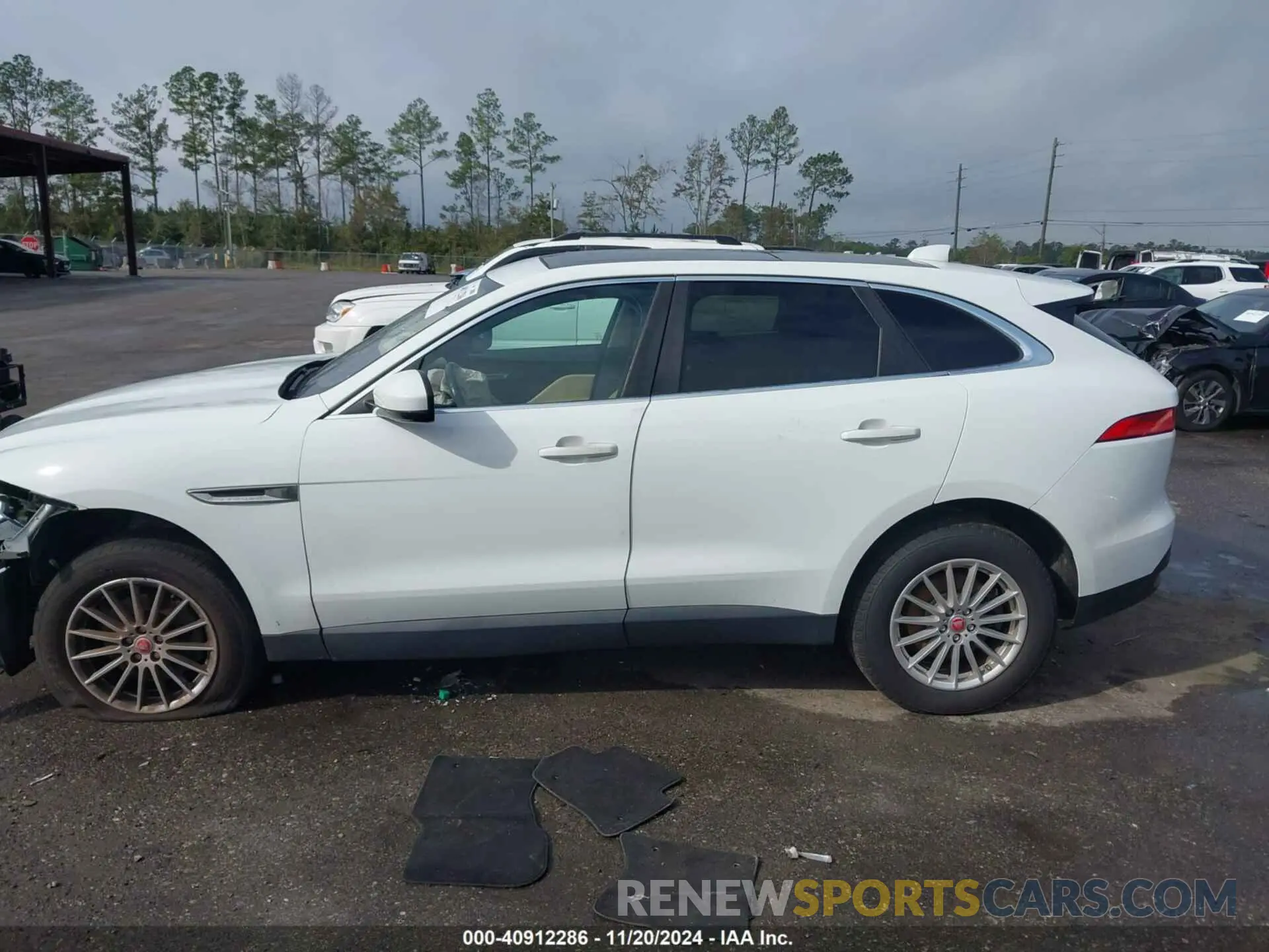 14 Фотография поврежденного автомобиля SADCS2FX0KA390106 JAGUAR F-PACE 2019