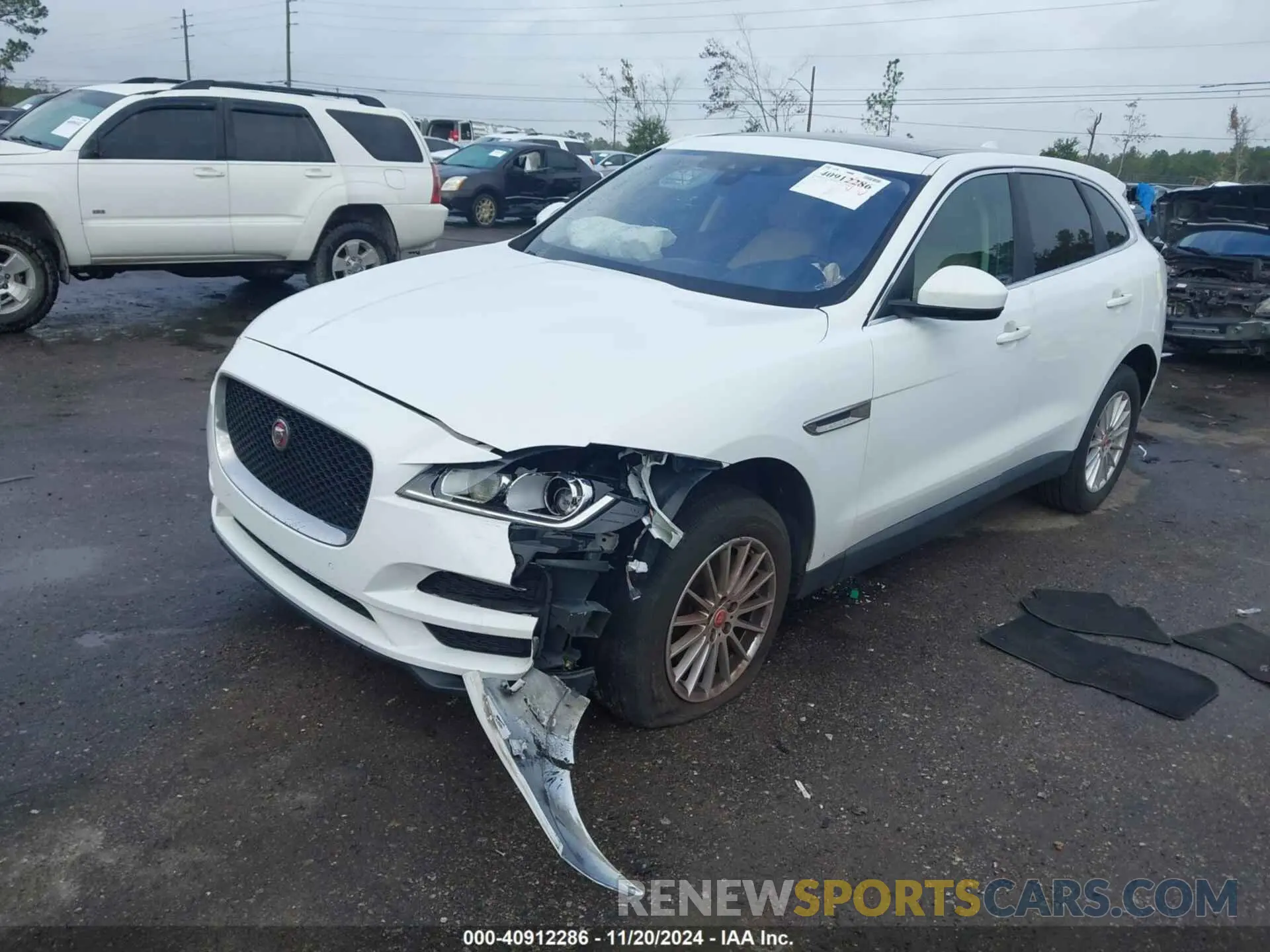 2 Фотография поврежденного автомобиля SADCS2FX0KA390106 JAGUAR F-PACE 2019