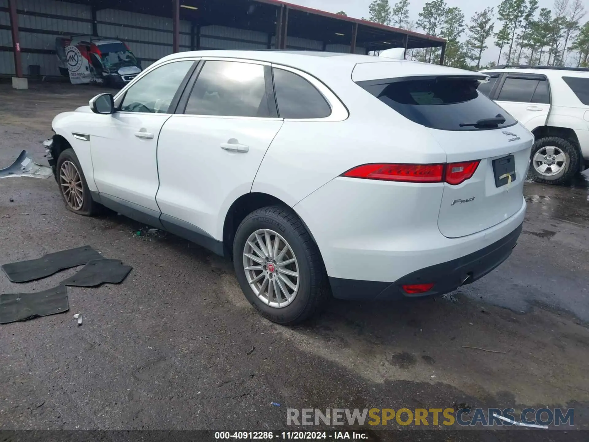 3 Фотография поврежденного автомобиля SADCS2FX0KA390106 JAGUAR F-PACE 2019