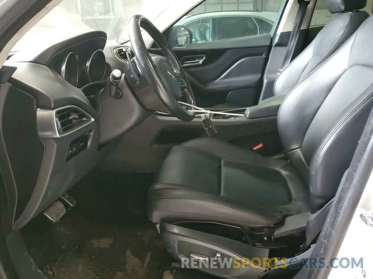 7 Photograph of a damaged car SADCS2FX2KA391600 JAGUAR F-PACE 2019