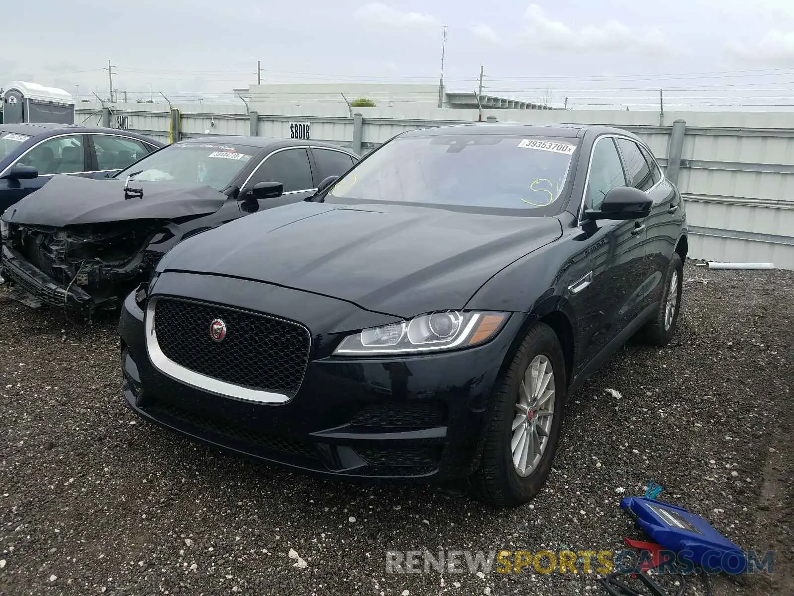 2 Photograph of a damaged car SADCS2FX4KA616471 JAGUAR F-PACE 2019