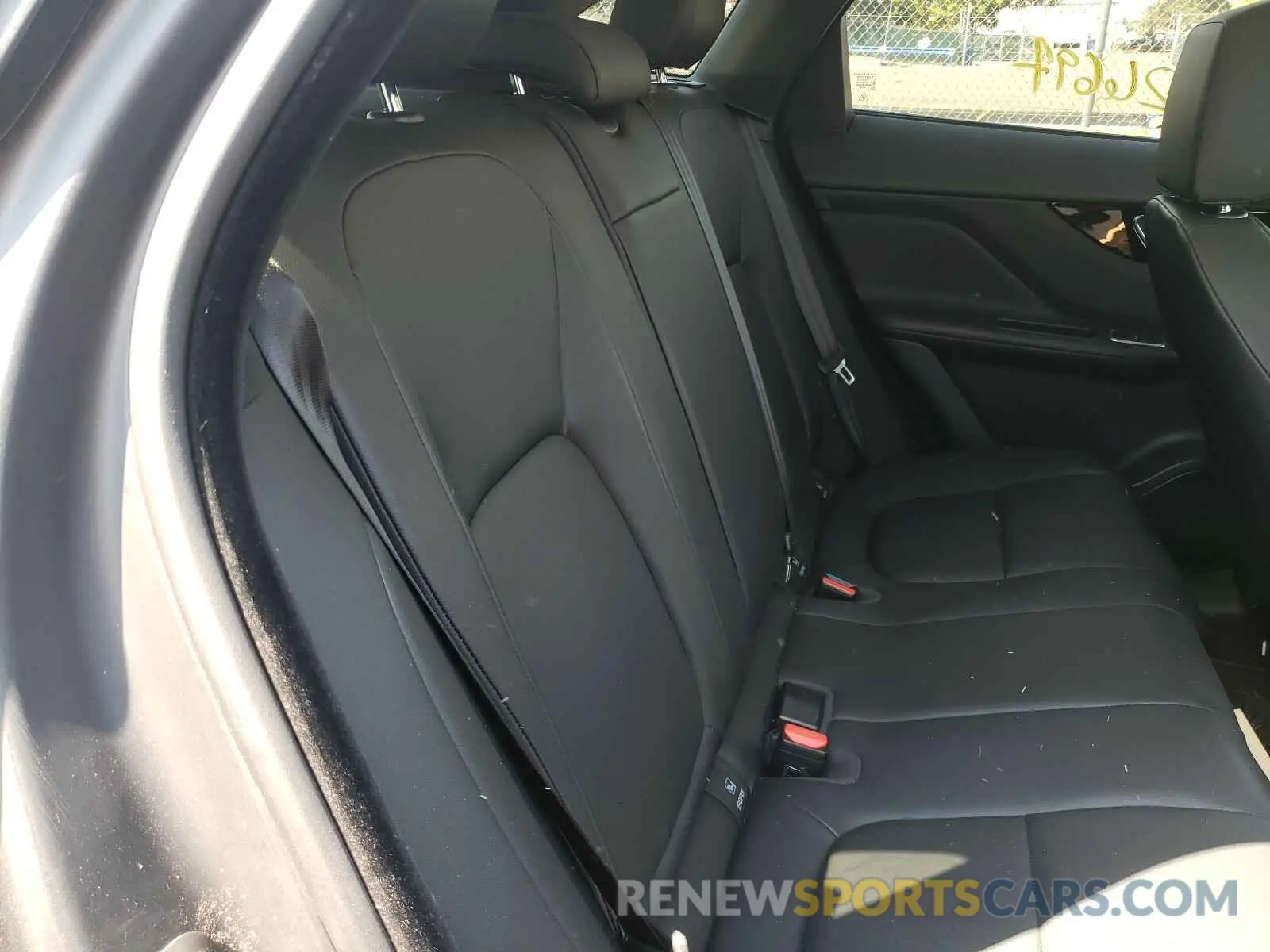 6 Photograph of a damaged car SADCS2FX6KA603124 JAGUAR F-PACE 2019