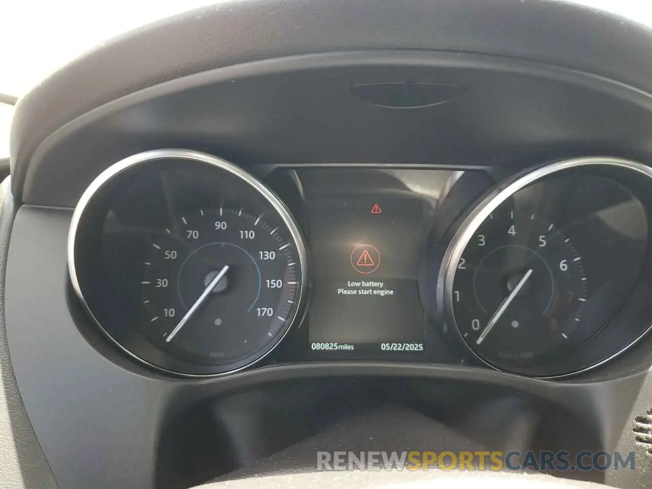 9 Фотография поврежденного автомобиля SADCS2FX9KA601836 JAGUAR F-PACE 2019