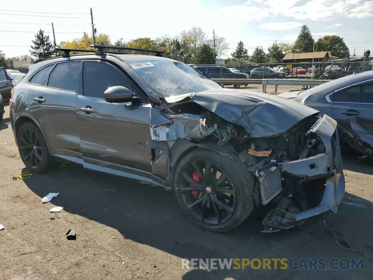 4 Photograph of a damaged car SADCZ2EE0KA607746 JAGUAR F-PACE 2019