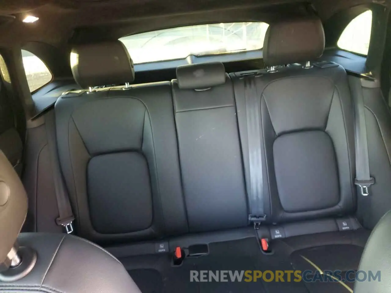 10 Photograph of a damaged car SADCJ2FX0LA660942 JAGUAR F-PACE 2020