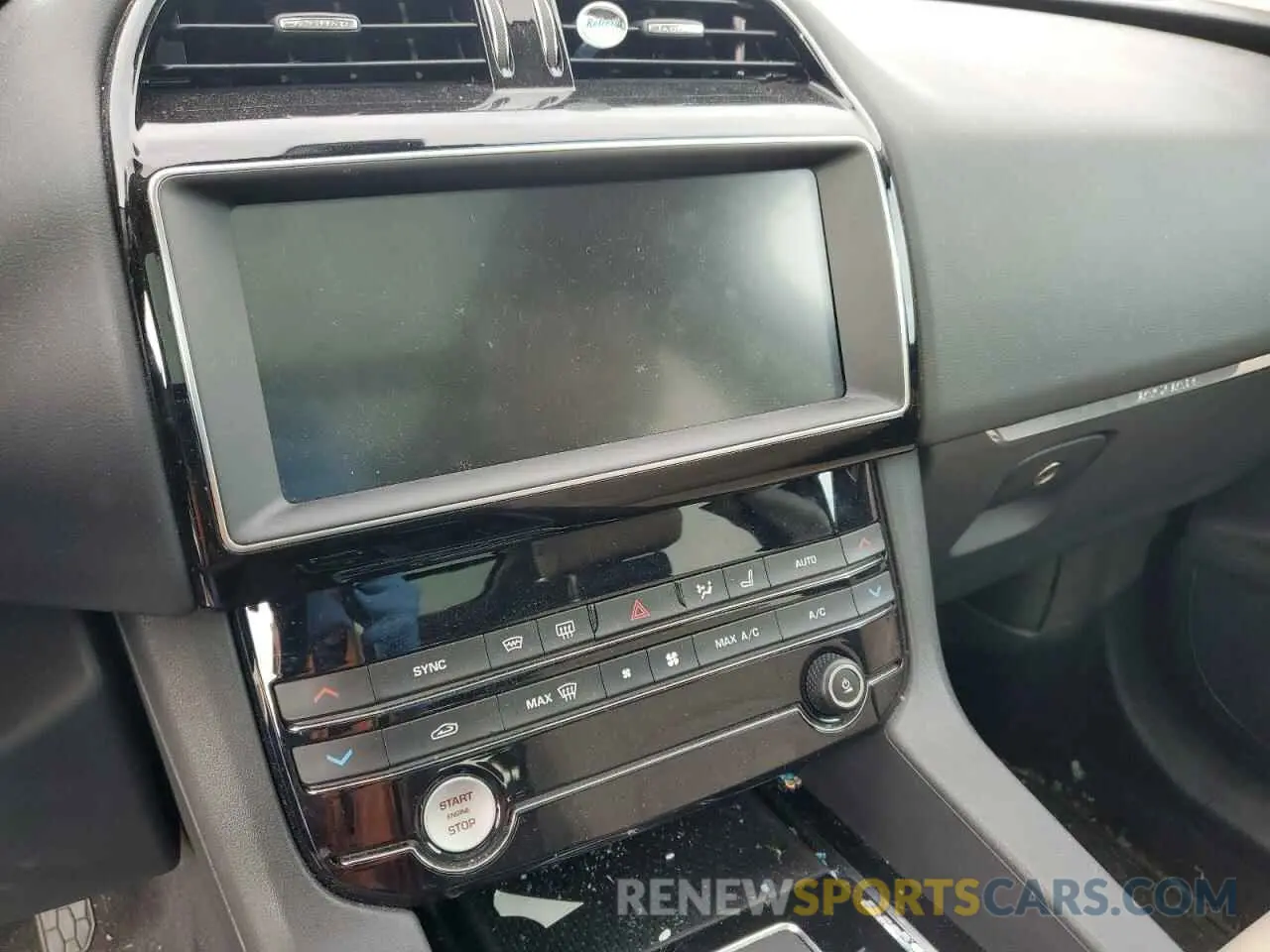 9 Фотография поврежденного автомобиля SADCJ2FX1LA647035 JAGUAR F-PACE 2020
