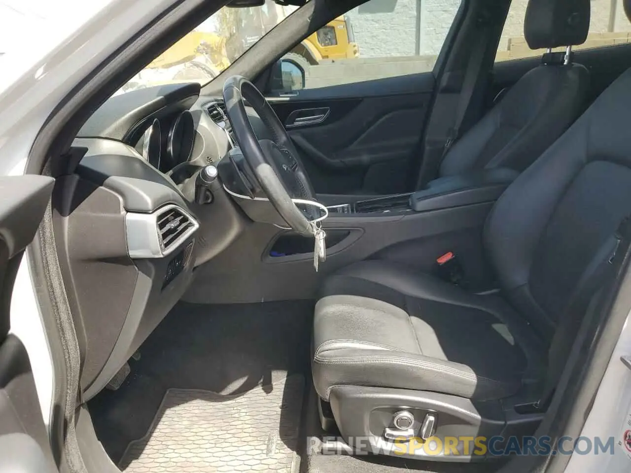 7 Photograph of a damaged car SADCJ2FX2LA639994 JAGUAR F-PACE 2020