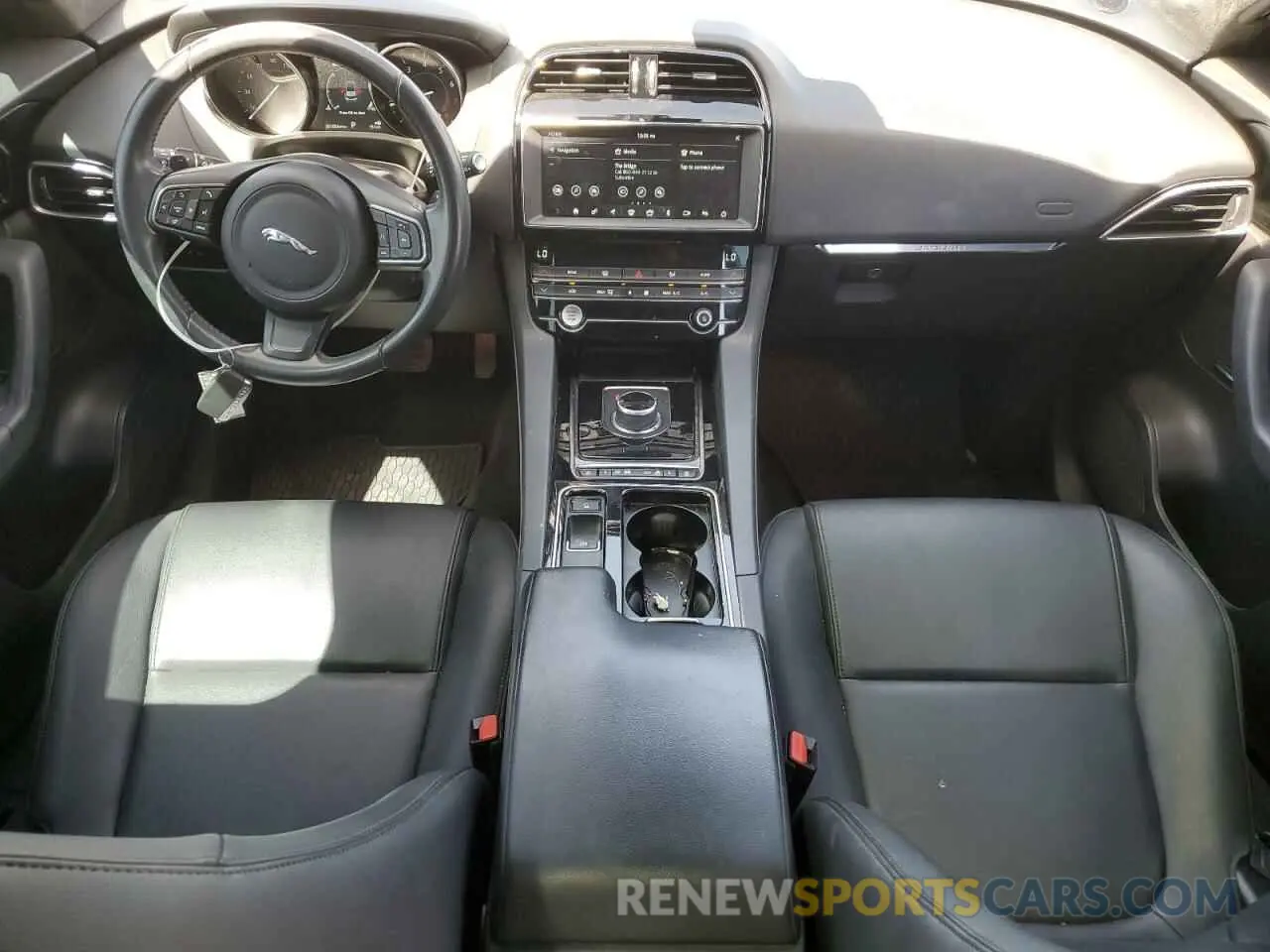 8 Photograph of a damaged car SADCJ2FX2LA639994 JAGUAR F-PACE 2020