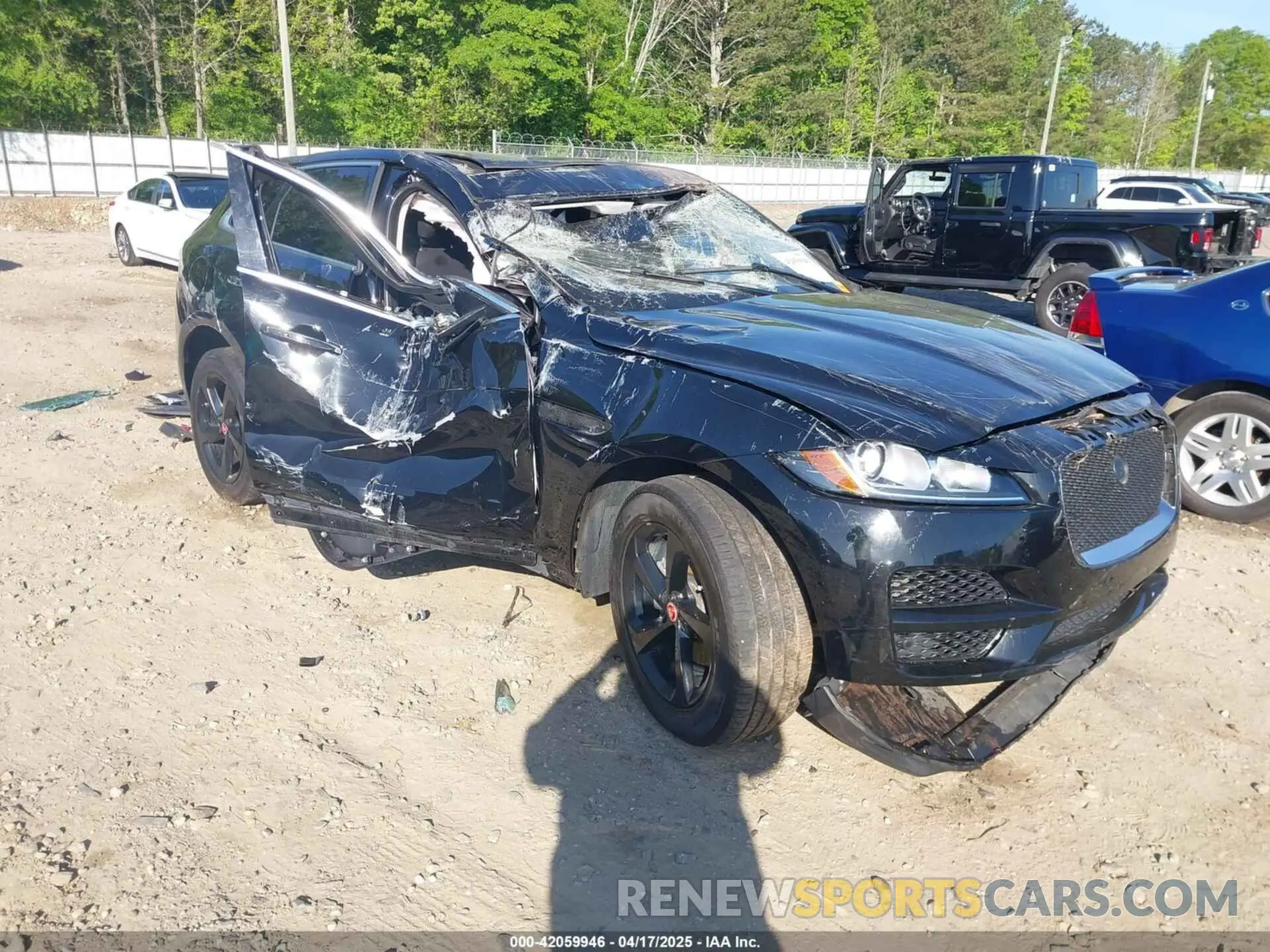 1 Фотография поврежденного автомобиля SADCJ2FX3LA643987 JAGUAR F-PACE 2020