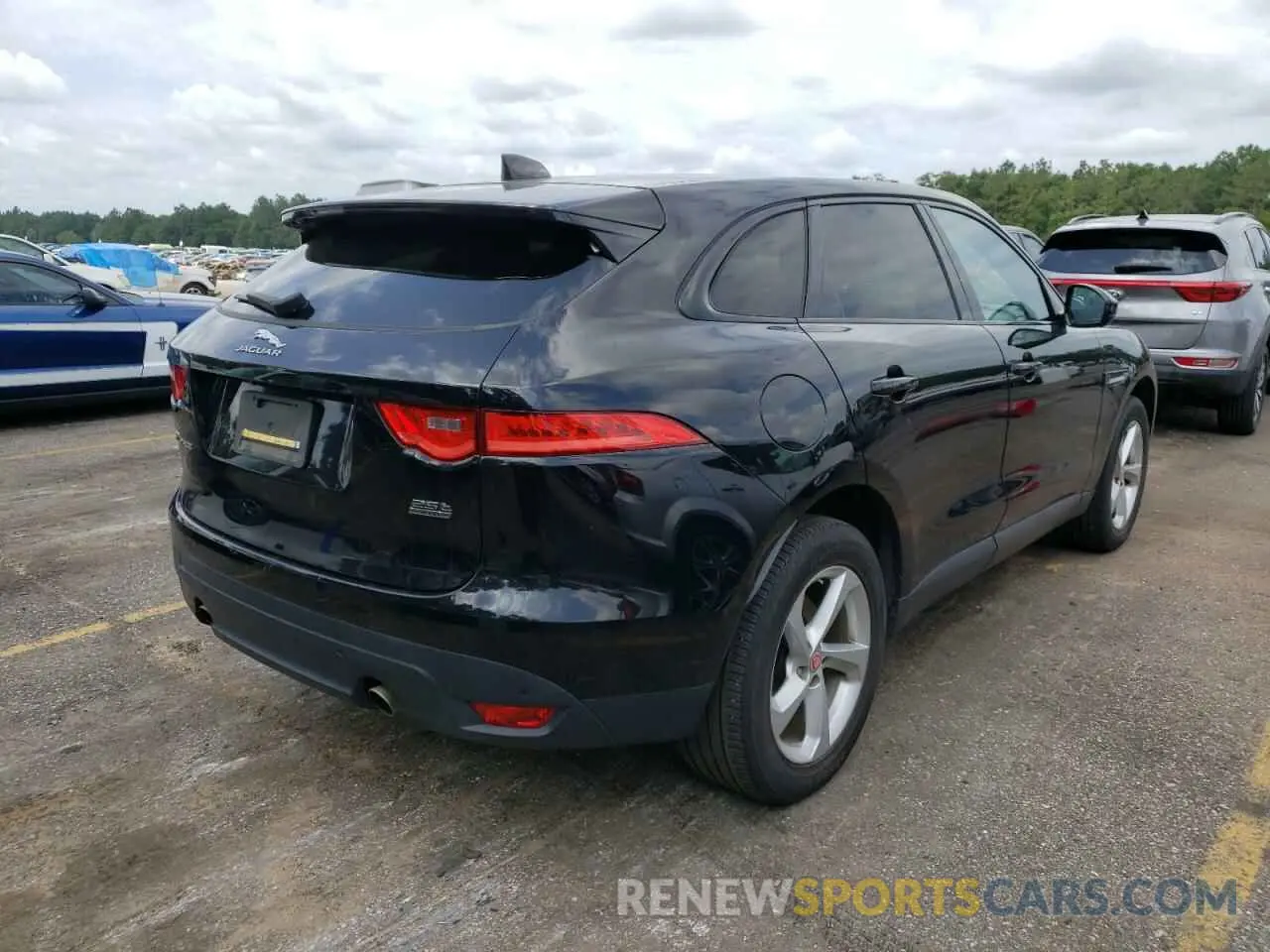 4 Photograph of a damaged car SADCJ2FX3LA644573 JAGUAR F-PACE 2020