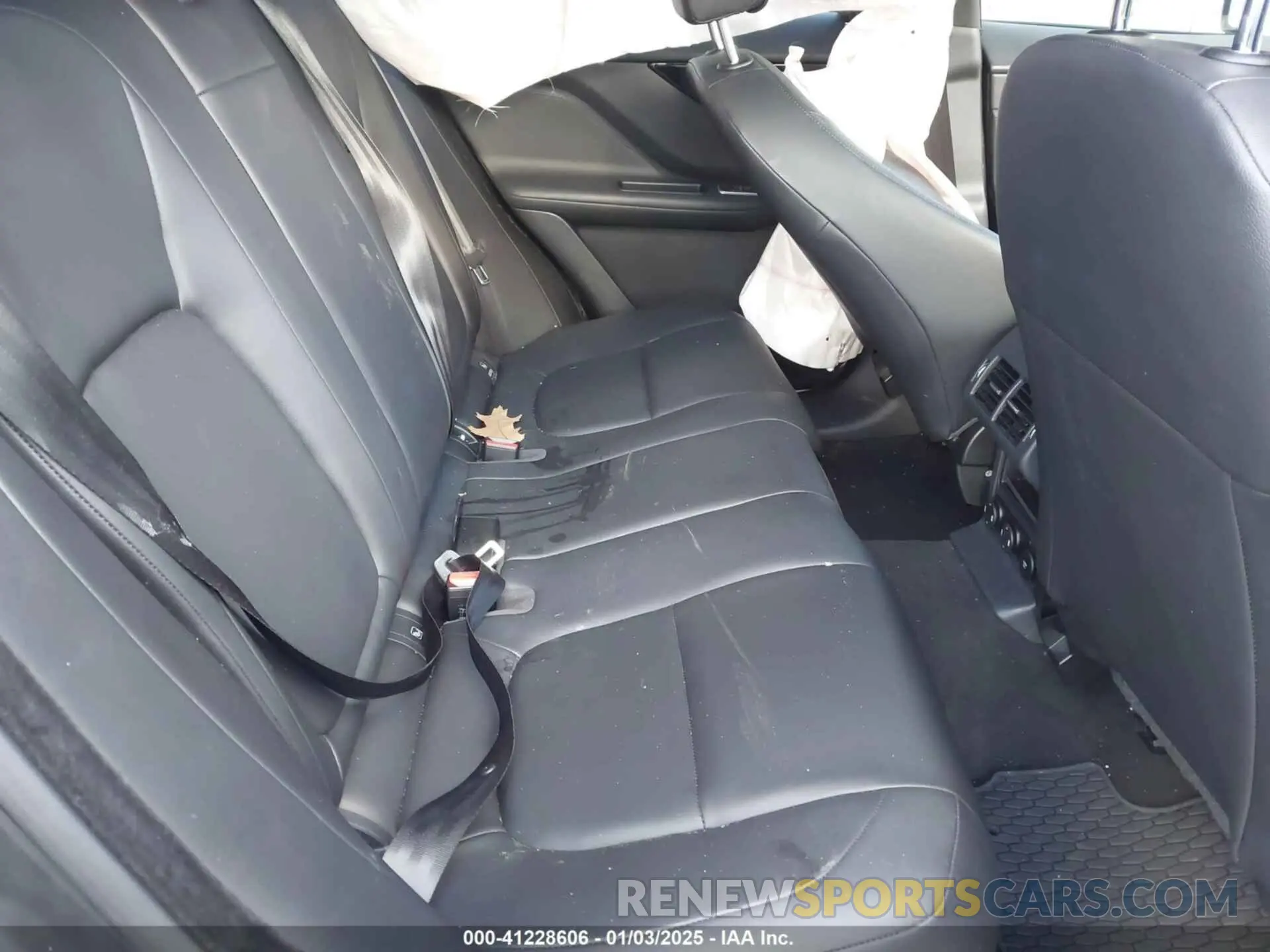 8 Photograph of a damaged car SADCJ2FX3LA645447 JAGUAR F-PACE 2020