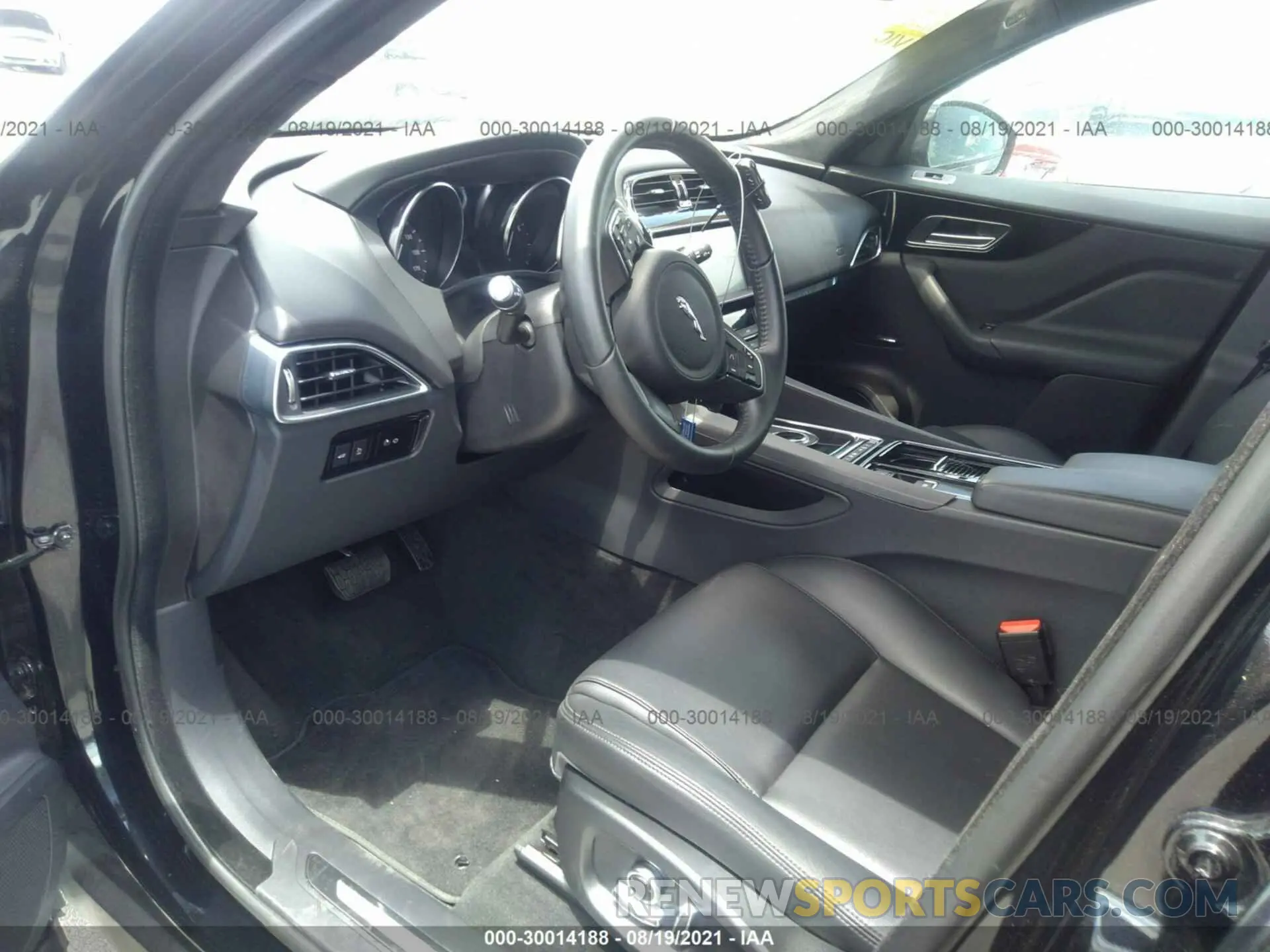 5 Photograph of a damaged car SADCJ2FX4LA621027 JAGUAR F-PACE 2020