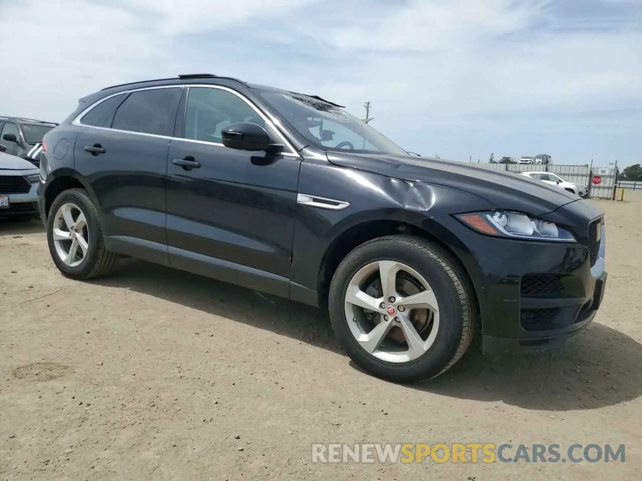 4 Photograph of a damaged car SADCJ2FX5LA630349 JAGUAR F-PACE 2020