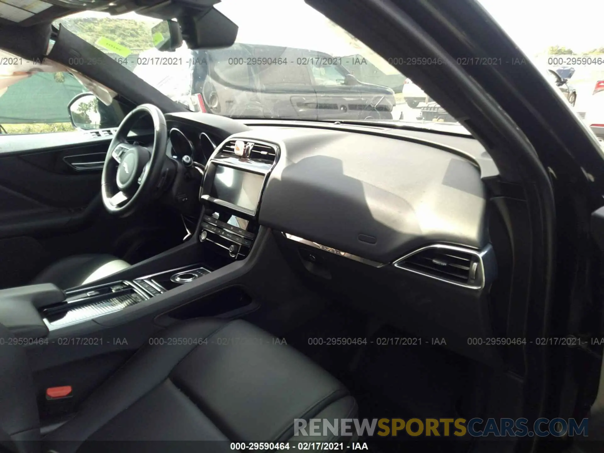 5 Photograph of a damaged car SADCJ2FX5LA645868 JAGUAR F-PACE 2020