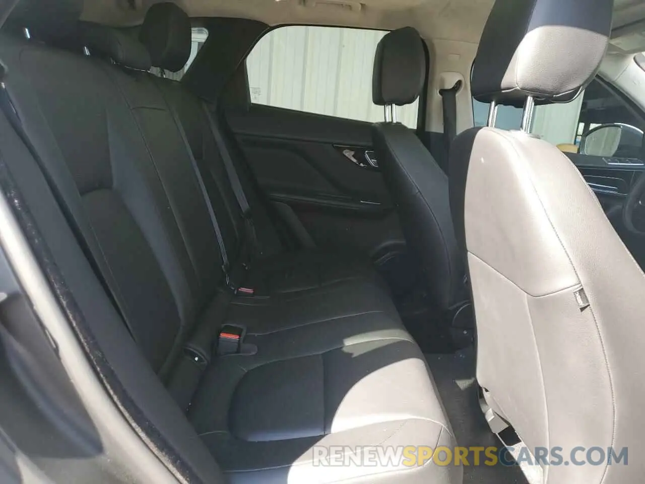 11 Фотография поврежденного автомобиля SADCJ2FX7LA627307 JAGUAR F-PACE 2020
