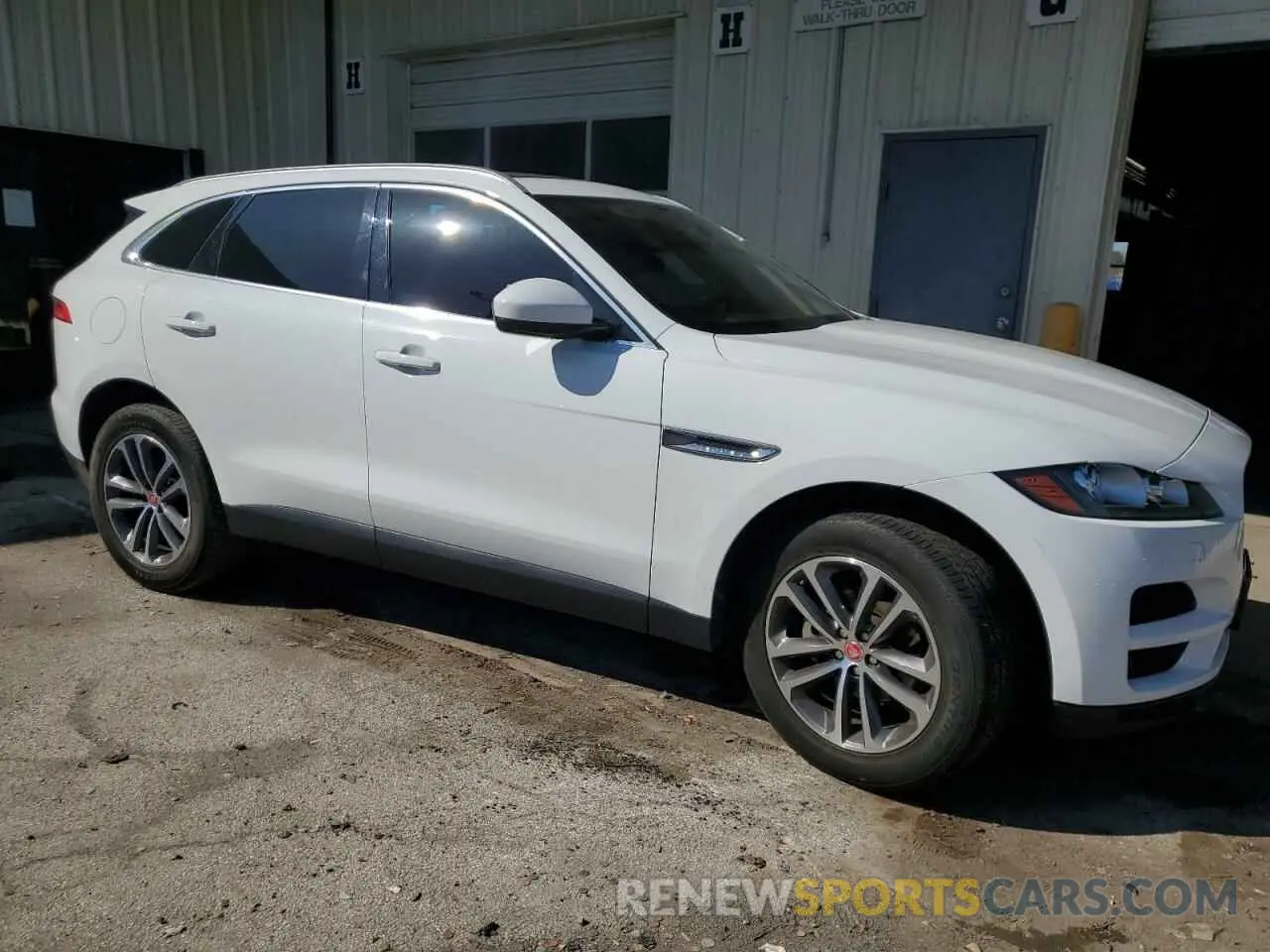 4 Фотография поврежденного автомобиля SADCJ2FX7LA627307 JAGUAR F-PACE 2020