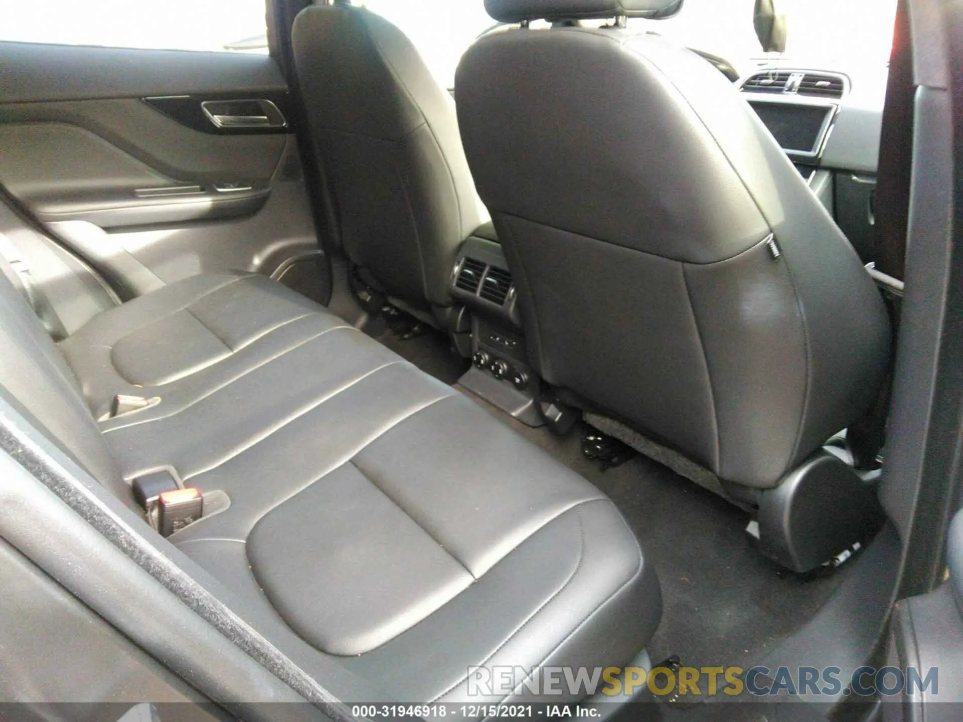 8 Photograph of a damaged car SADCJ2FX8LA617823 JAGUAR F-PACE 2020