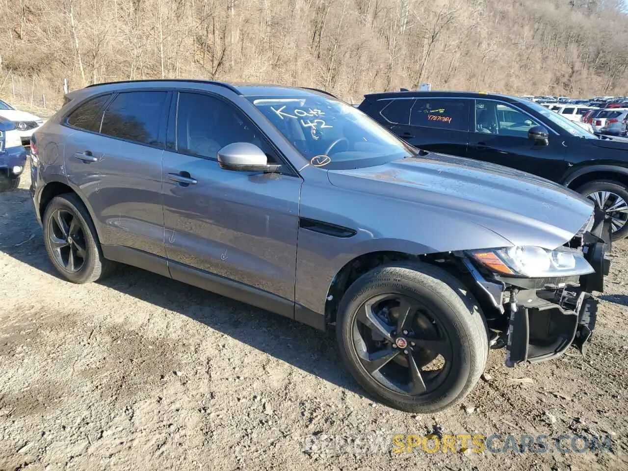 4 Photograph of a damaged car SADCJ2FX9LA656811 JAGUAR F-PACE 2020