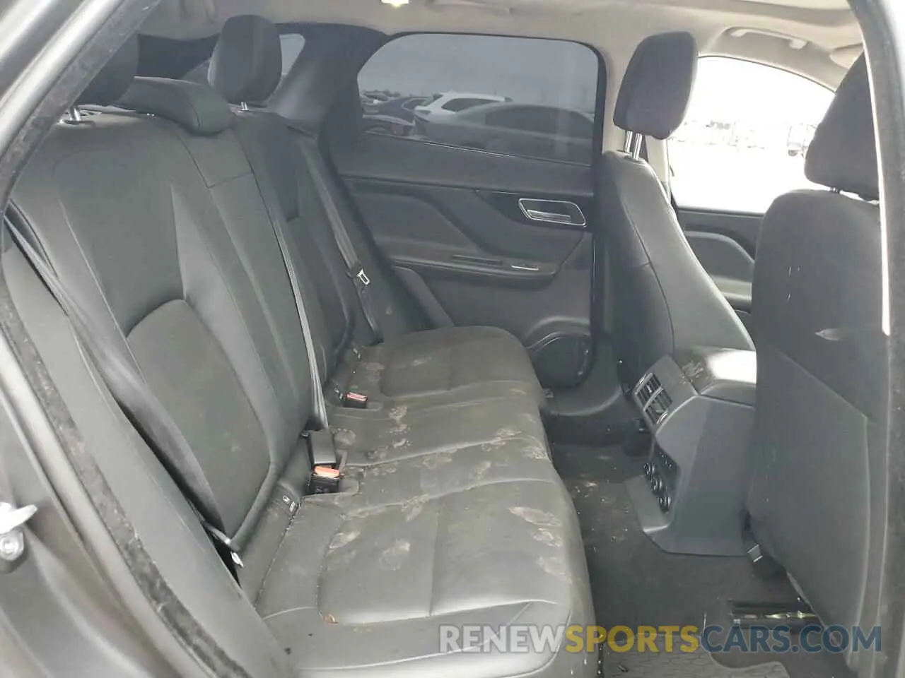 10 Photograph of a damaged car SADCJ2FXXLA635899 JAGUAR F-PACE 2020