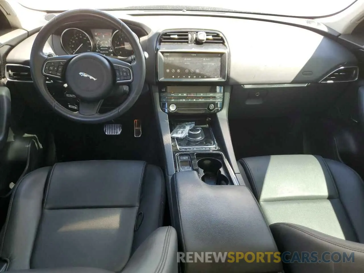 8 Photograph of a damaged car SADCJ2GX8LA660170 JAGUAR F-PACE 2020