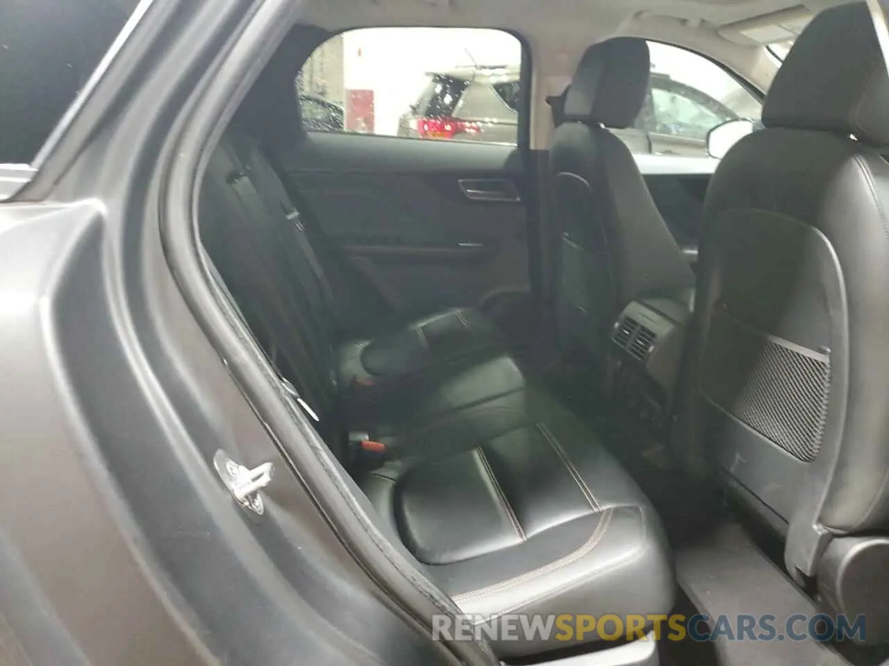 11 Photograph of a damaged car SADCK2FX2LA648871 JAGUAR F-PACE 2020