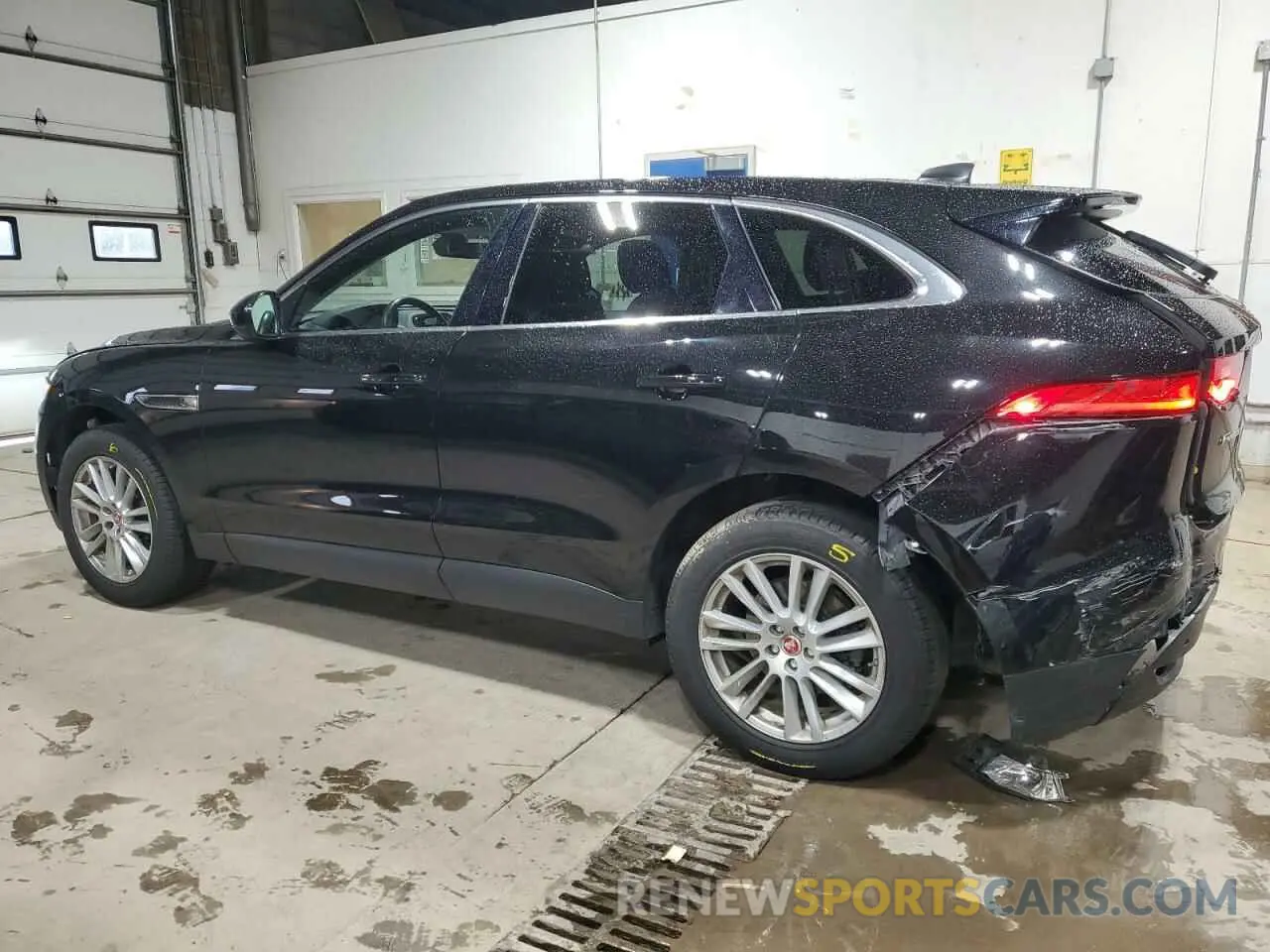 2 Photograph of a damaged car SADCK2FX2LA648871 JAGUAR F-PACE 2020