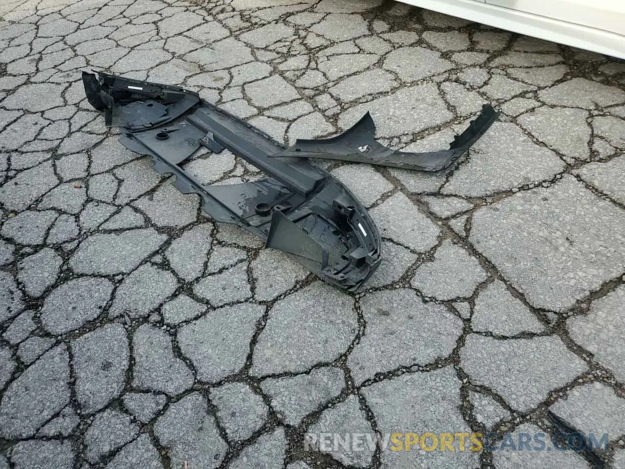 13 Photograph of a damaged car SADCK2FX3LA653173 JAGUAR F-PACE 2020
