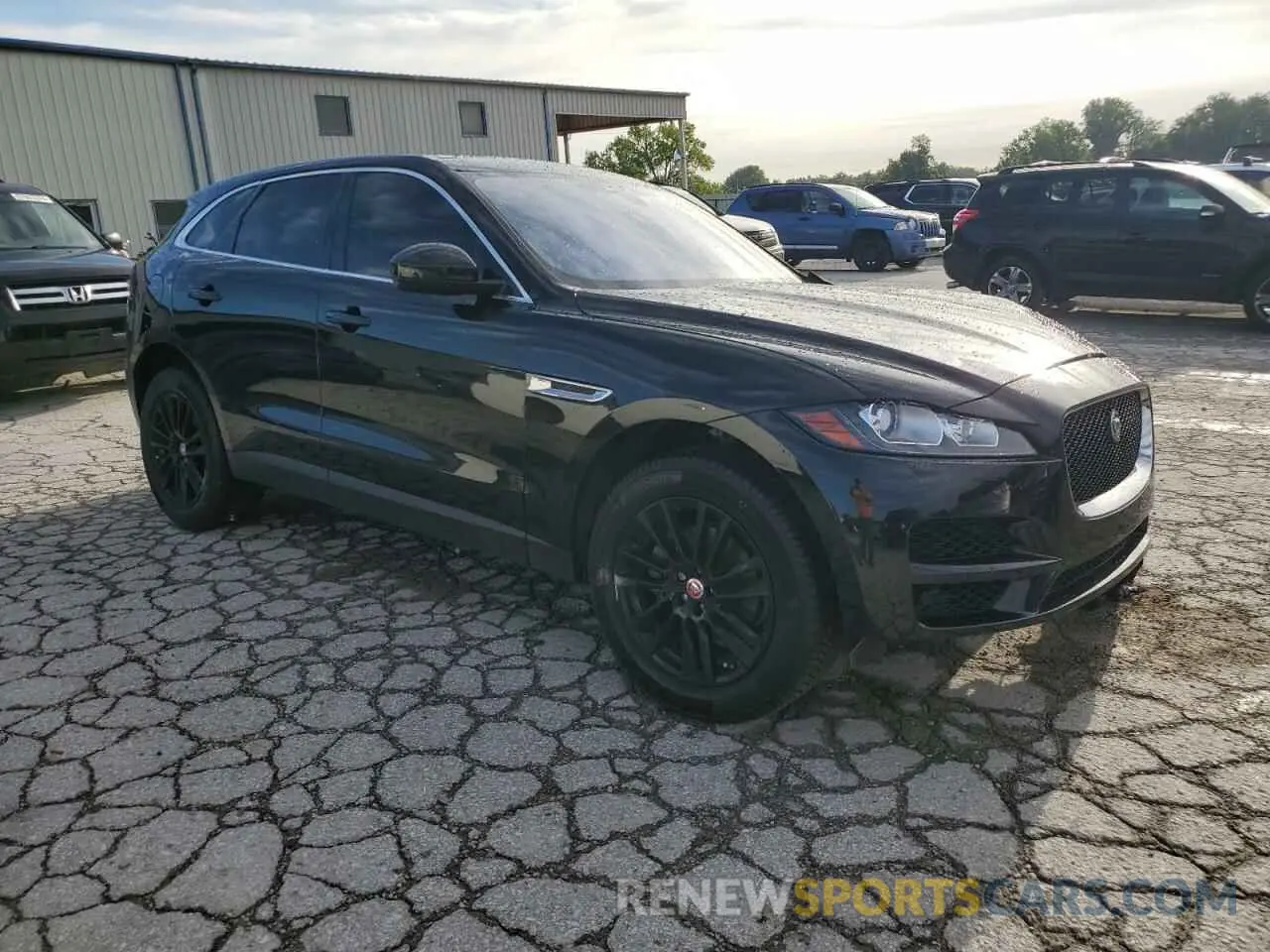 4 Photograph of a damaged car SADCK2FX3LA653173 JAGUAR F-PACE 2020