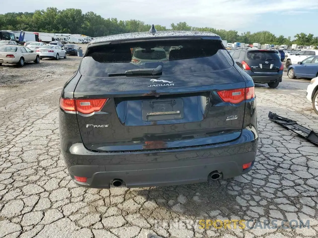 6 Photograph of a damaged car SADCK2FX3LA653173 JAGUAR F-PACE 2020