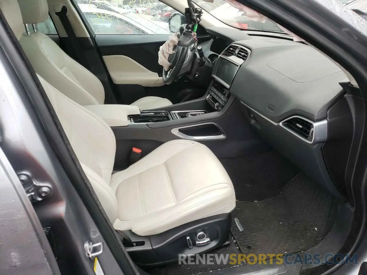 5 Photograph of a damaged car SADCK2FX6LA633161 JAGUAR F-PACE 2020