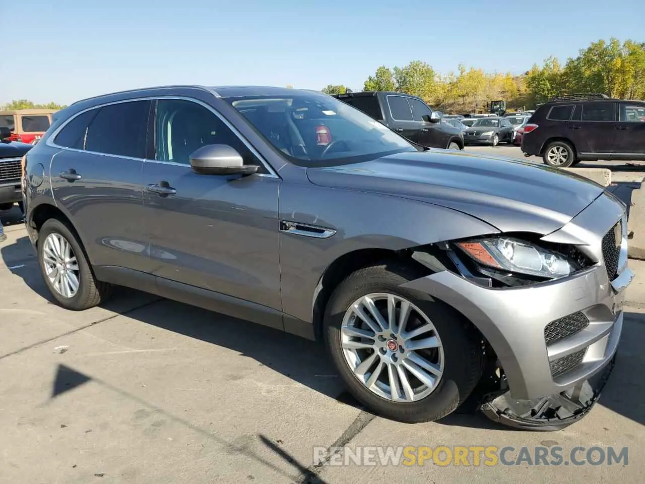 4 Photograph of a damaged car SADCK2FX7LA618295 JAGUAR F-PACE 2020