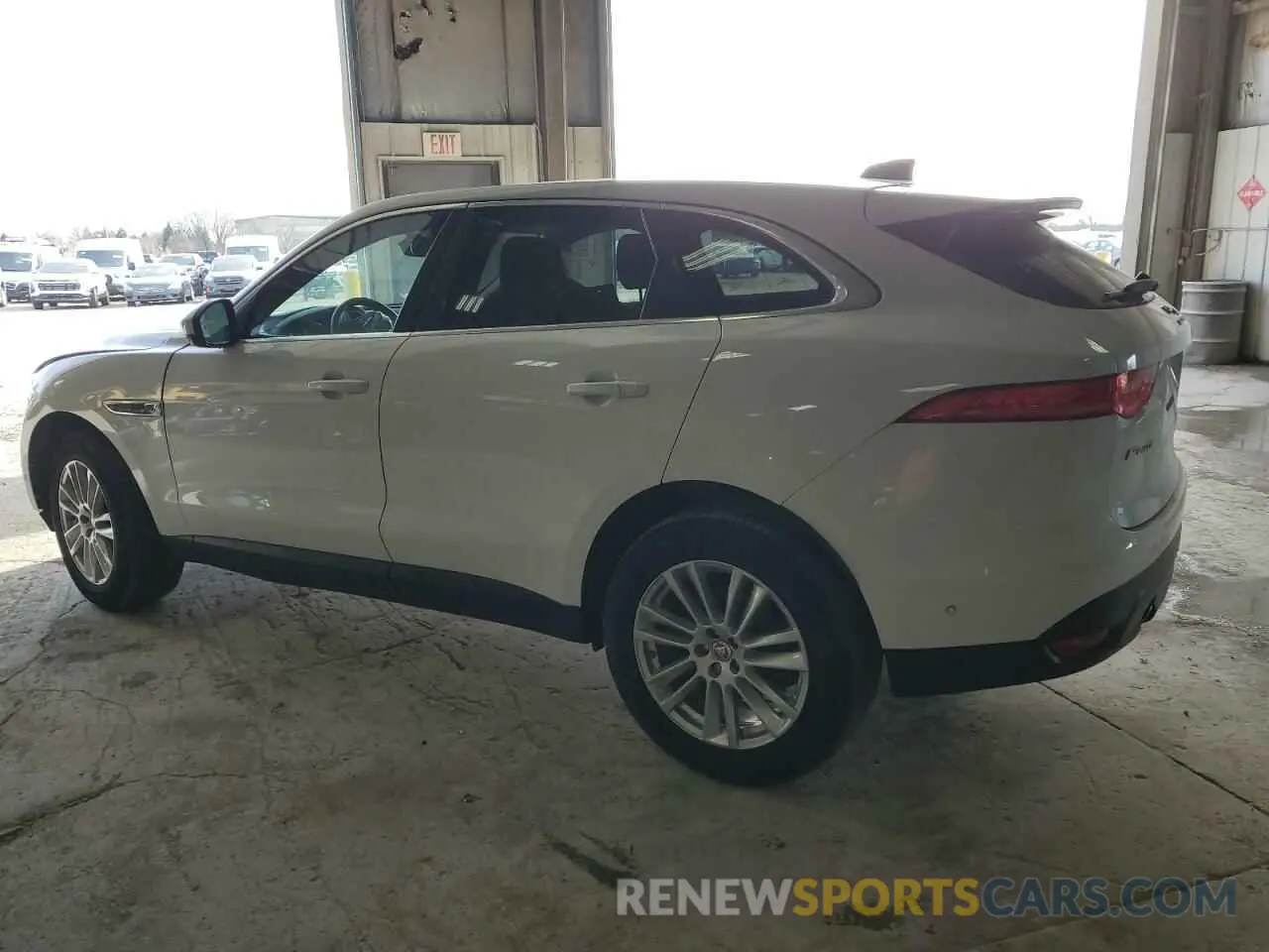 2 Фотография поврежденного автомобиля SADCK2FX8LA658014 JAGUAR F-PACE 2020