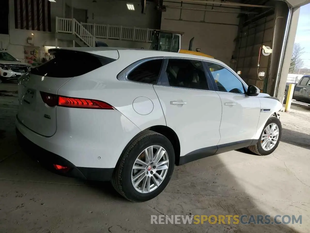 3 Фотография поврежденного автомобиля SADCK2FX8LA658014 JAGUAR F-PACE 2020
