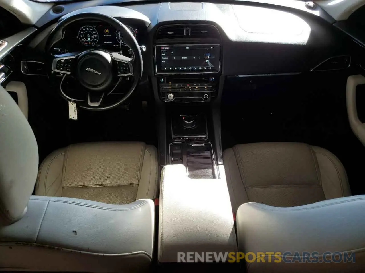 8 Фотография поврежденного автомобиля SADCK2GX0LA624891 JAGUAR F-PACE 2020