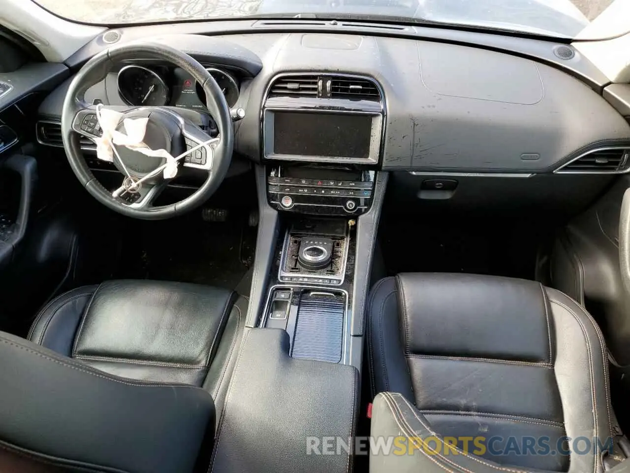 8 Photograph of a damaged car SADCK2GX1LA634801 JAGUAR F-PACE 2020